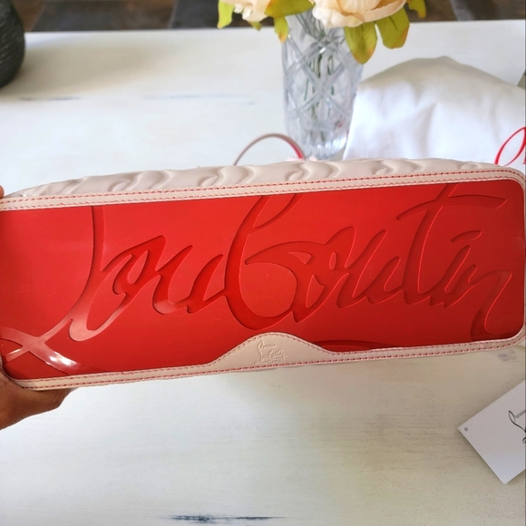 CHRISTIAN LOUBOUTIN Authentic NWT  Nappa Embossed Cabata w/ mathcing pouchette - Picture 4 of 9